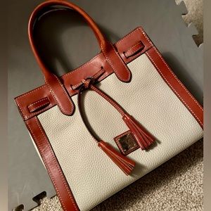 Dooney & Bourke Handbag